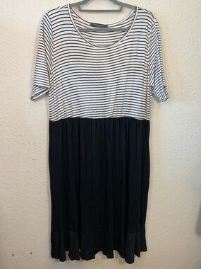Chris & Carol Black and White Striped Midi Dress